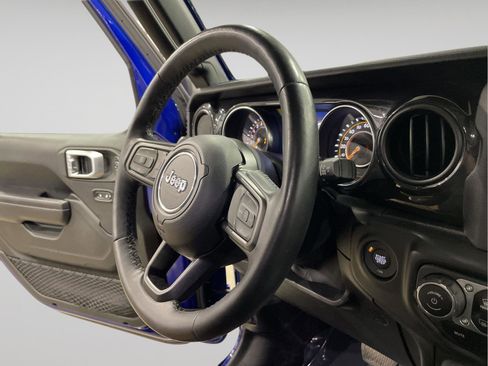 Used 2020 Jeep Wrangler Altitude image 28