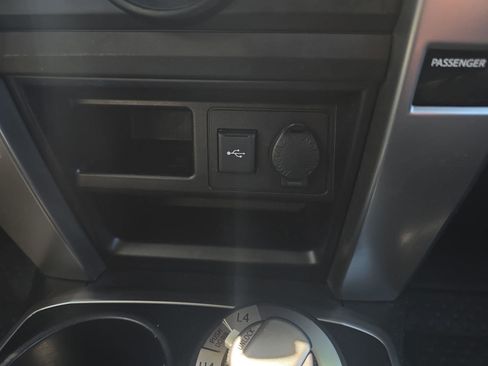 Used 2020 Toyota 4Runner SR5 AWD/4WD image 23