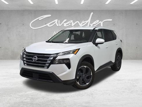 Used 2024 Nissan Rogue SV FWD image 1