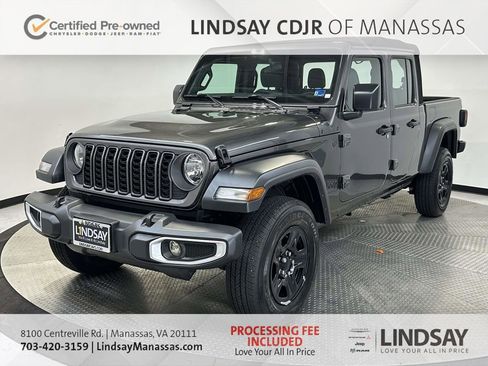 Used 2024 Jeep Gladiator Sport AWD/4WD image 5