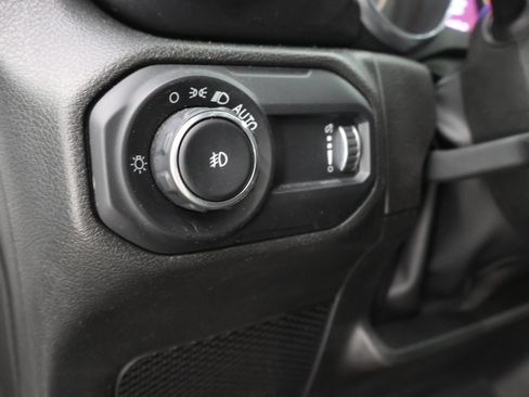 Used 2023 Jeep Wrangler Unlimited Sport AWD/4WD image 36
