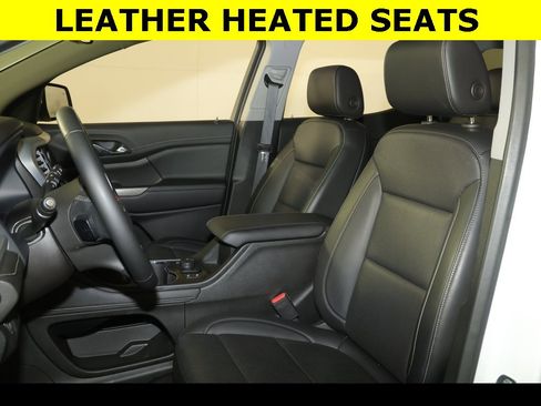 Used 2023 GMC Acadia SLT image 4