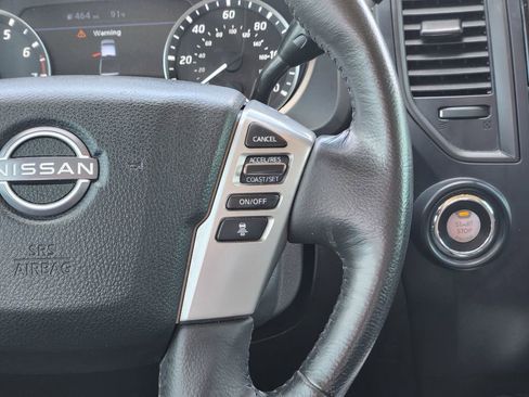 Used 2024 Nissan Titan SV w/ SV Convenience Package RWD image 27