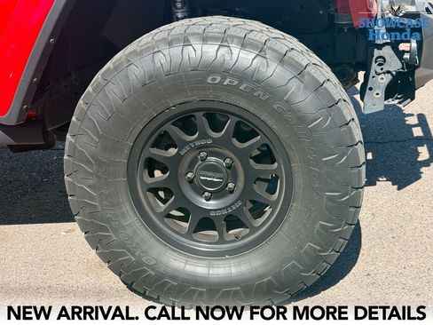 Used 2020 Jeep Gladiator Rubicon AWD/4WD image 7