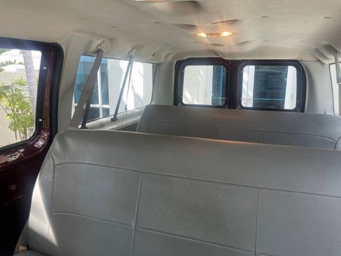 Used 2006 Ford E-150 and Econoline 150 Wagon image 70