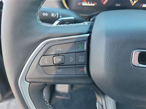 New 2025 Jeep Grand Cherokee L Altitude image 23