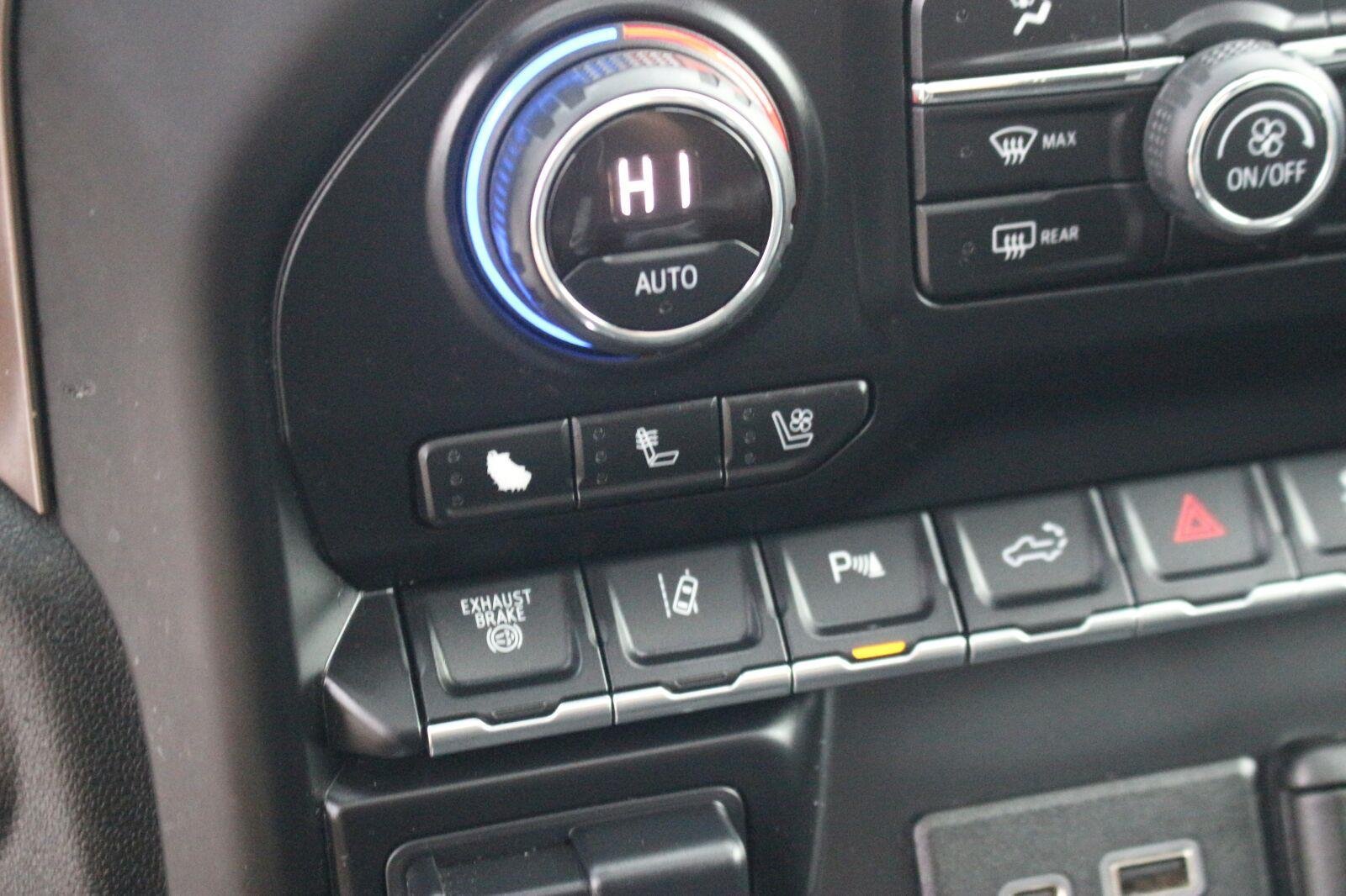 Used 2020 Chevrolet Silverado 2500 High Country AWD/4WD image 29