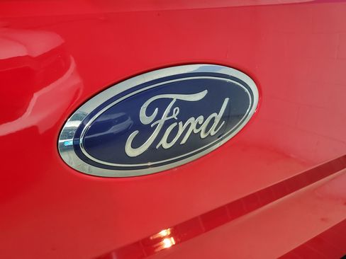 Used 2015 Ford F150 XLT w/ Equipment Group 301A Mid AWD/4WD image 11
