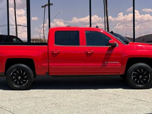 Used 2018 Chevrolet Silverado 1500 LT w/ All Star Edition image 17
