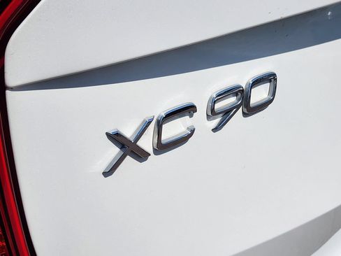 Used 2023 Volvo XC90 T8 Plus w/ Protection Package AWD/4WD image 31