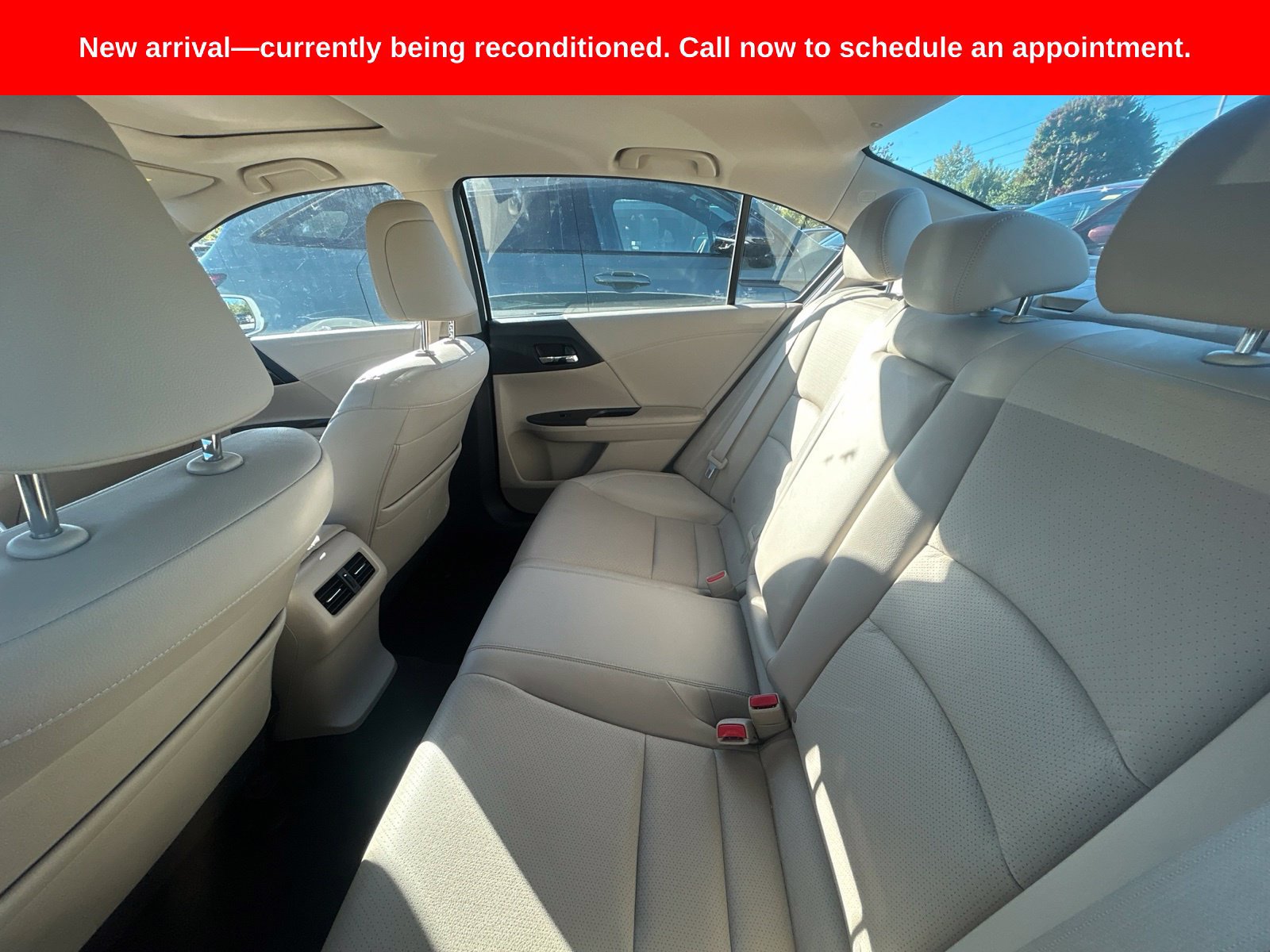Used 2017 Honda Accord EX-L image 7