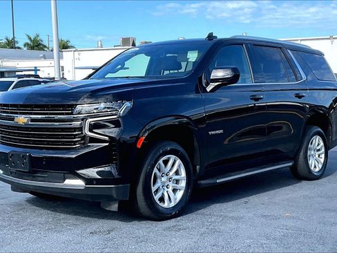 Used 2024 Chevrolet Tahoe LT RWD image 2