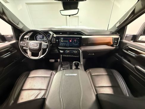 Used 2024 GMC Sierra 3500 Denali w/ Denali Reserve Package image 71