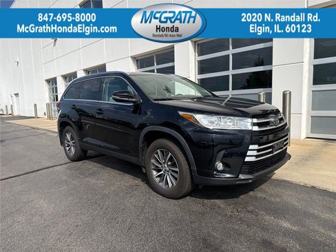 Used 2019 Toyota Highlander XLE AWD/4WD image 1