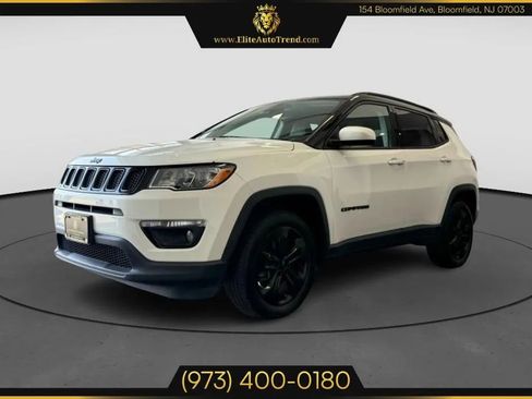 Used 2018 Jeep Compass Latitude w/ Popular Equipment Group image 3