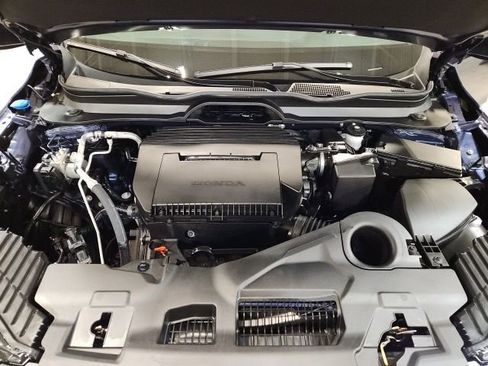 Certified 2025 Honda Pilot EX-L image 9