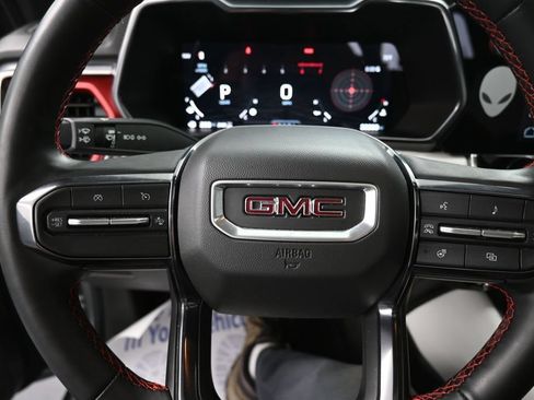Used 2024 GMC Canyon AT4X w/ AT4X AEV Edition AWD/4WD image 41