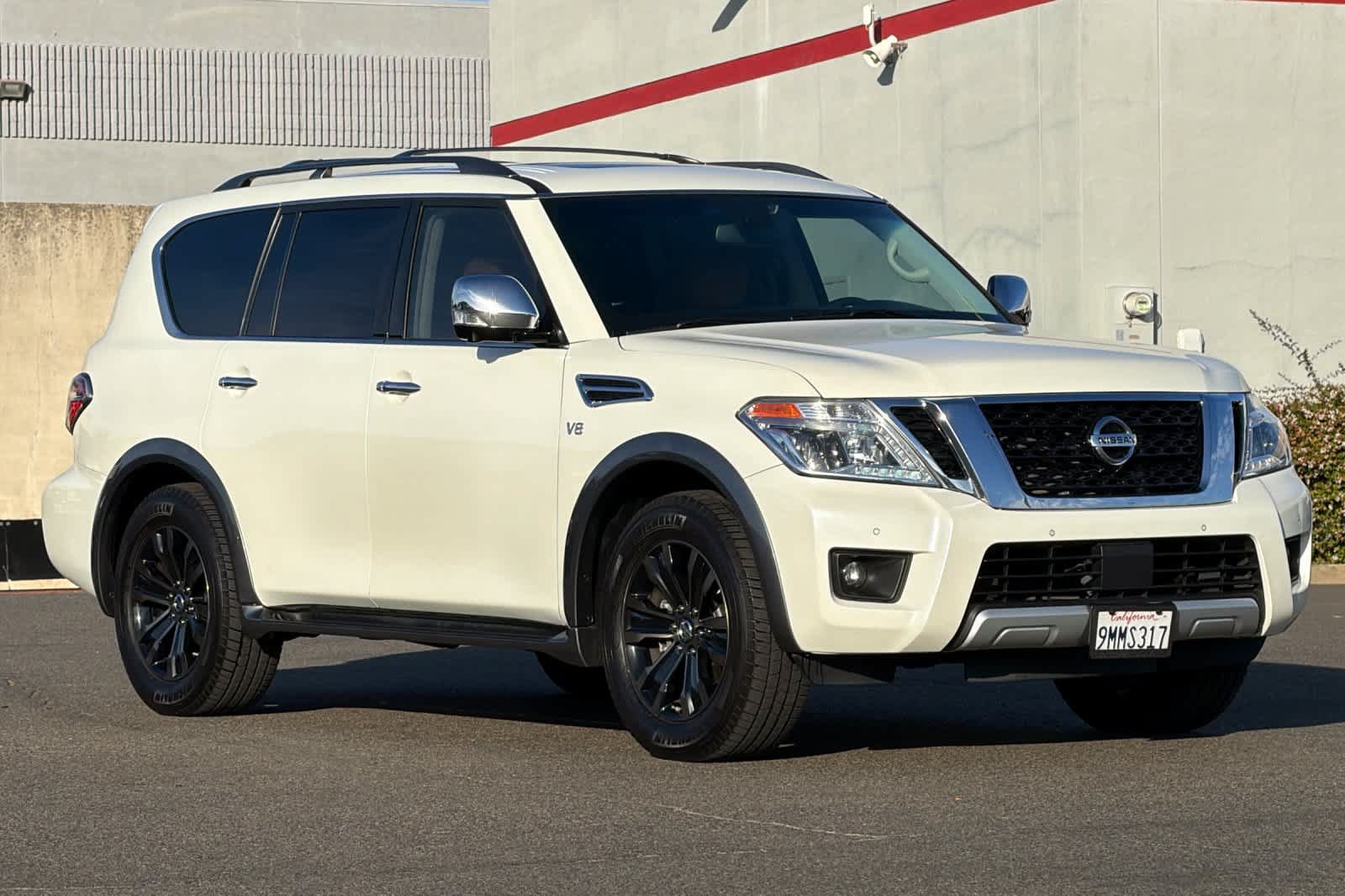 Used 2017 Nissan Armada Platinum w/ Interior Lighting Package AWD/4WD image 5