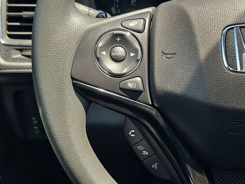 Certified 2022 Honda HR-V EX image 21