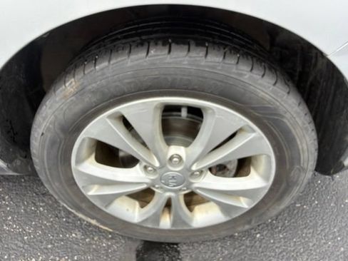 Used 2016 Kia Soul + FWD image 23