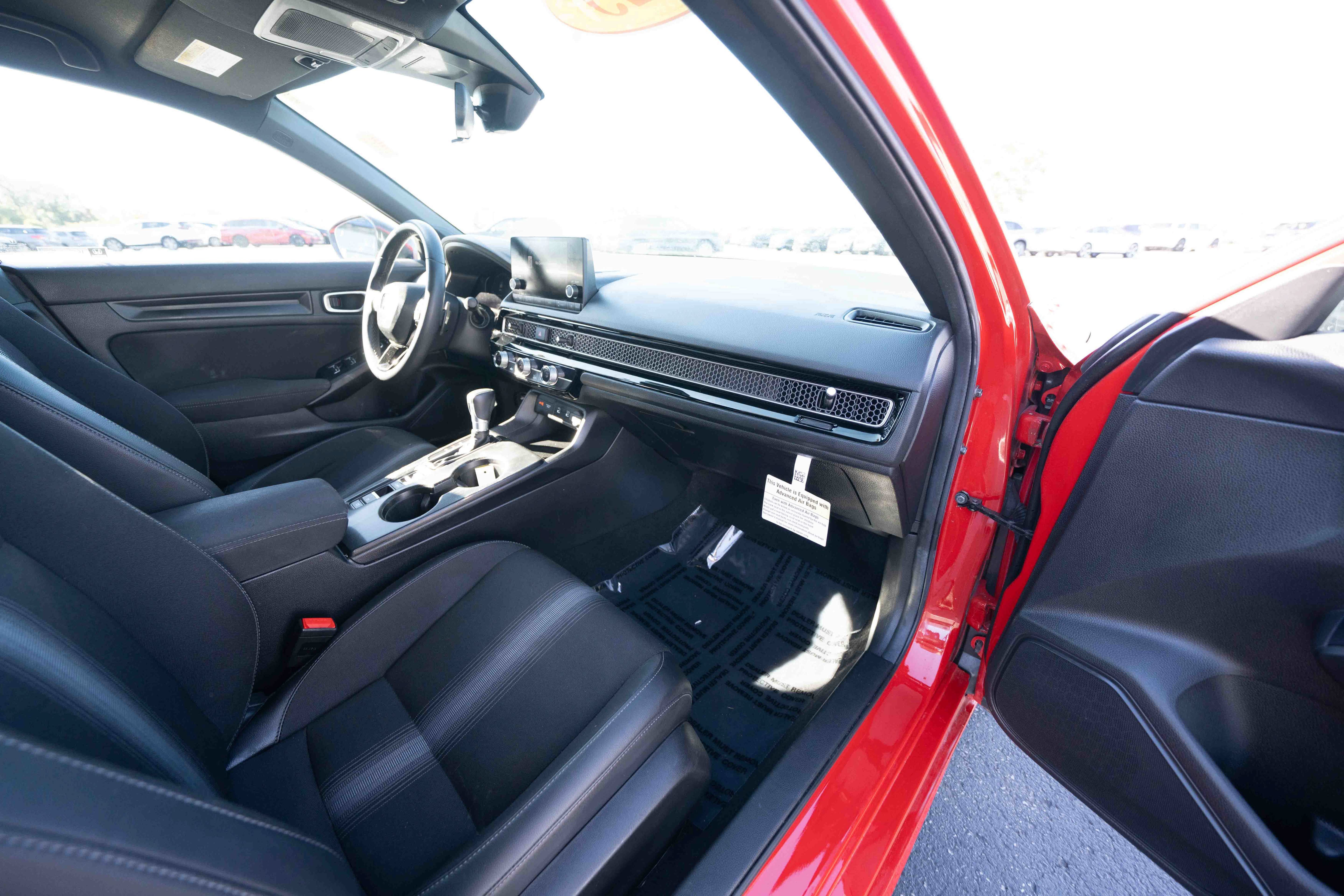 Used 2025 Honda Civic Sport image 25