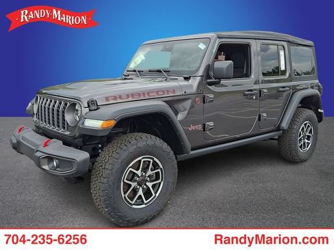 Used 2025 Jeep Wrangler Unlimited Rubicon w/ Convenience Group AWD/4WD image 1