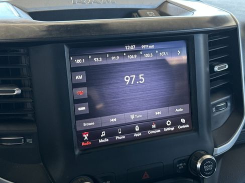 Used 2020 RAM 1500 Big Horn image 14