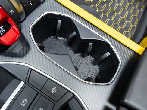 Used 2022 Lamborghini Urus image 72