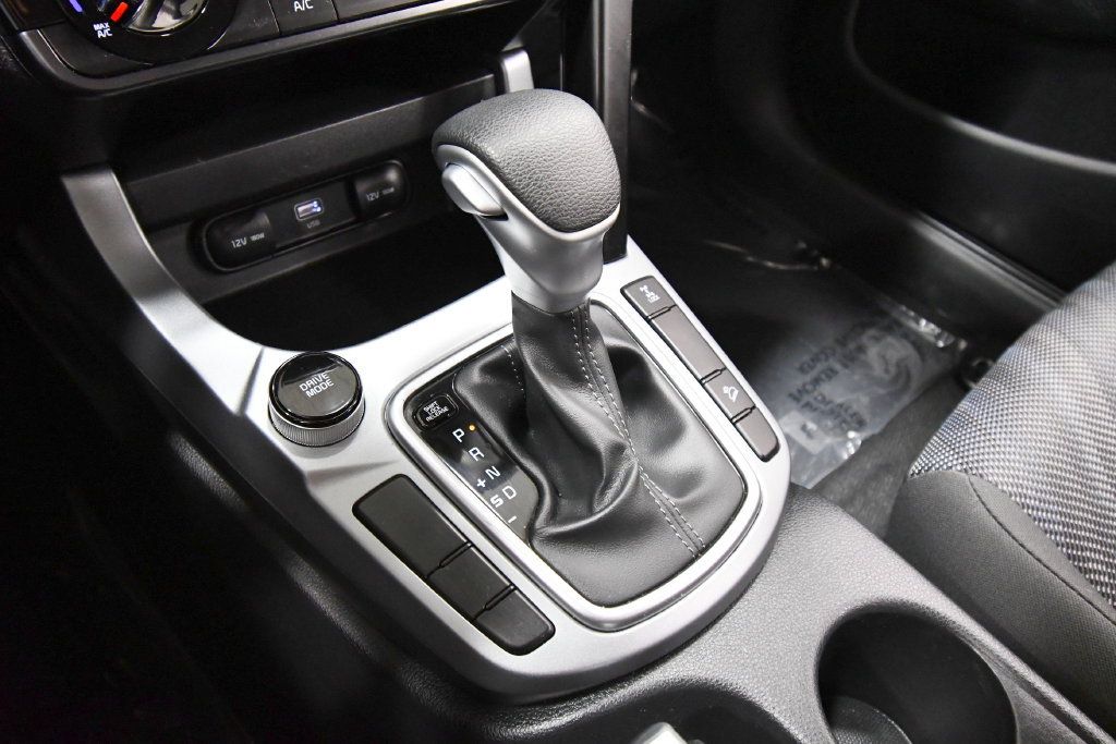 Used 2026 Kia Seltos LX AWD/4WD image 26