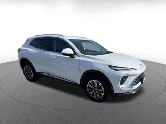 Used 2024 Buick Envision Preferred video 2