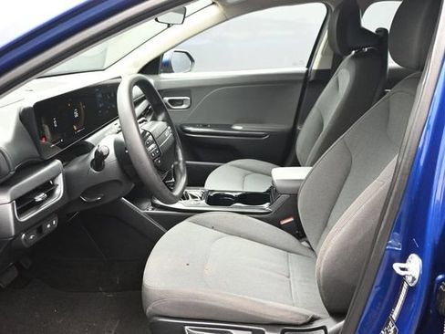 Used 2025 Kia K4 FWD image 5