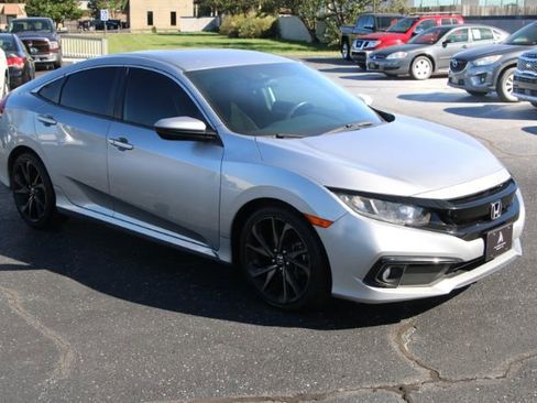 Used 2020 Honda Civic Sport image 12