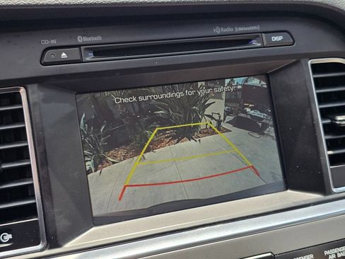 Used 2017 Hyundai Sonata SE FWD image 36