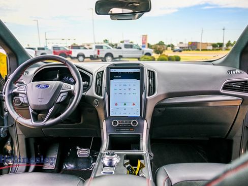 Used 2023 Ford Edge ST-Line AWD/4WD image 13