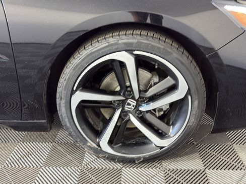 Used 2022 Honda Accord Sport image 13