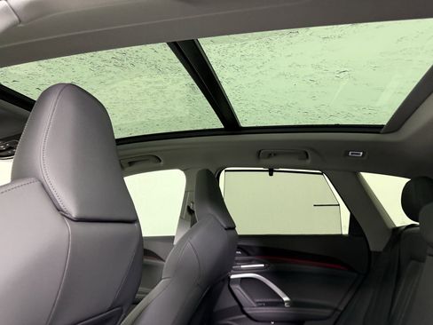 New 2025 Audi Q5 Premium Plus image 24