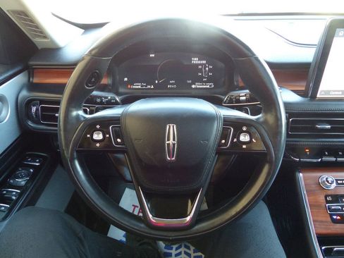 Used 2020 Lincoln Aviator Reserve w/ Equipment Group 201A AWD/4WD image 23