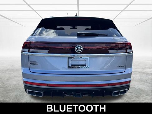 Used 2024 Volkswagen Atlas Cross Sport SEL Premium R-Line image 5