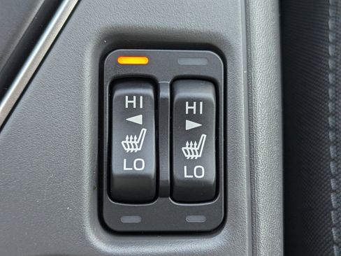 Certified 2025 Subaru Crosstrek 2.0i Premium image 29