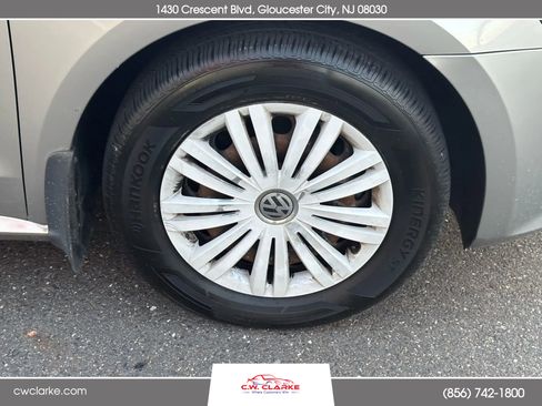 Used 2014 Volkswagen Passat 1.8T S image 25