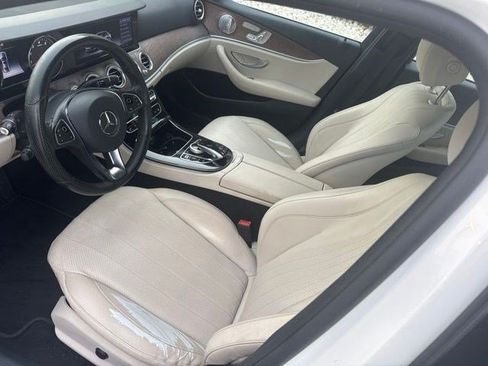 Used 2017 Mercedes-Benz E 300 image 10