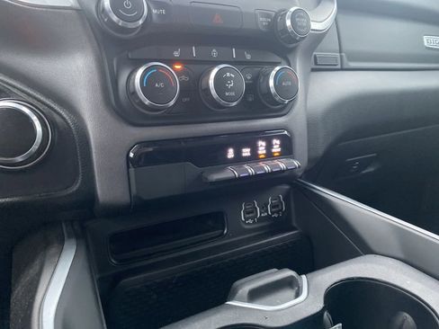 Used 2021 RAM 1500 Big Horn image 21