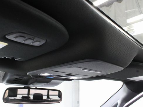 Used 2024 Ford F150 Lariat image 28