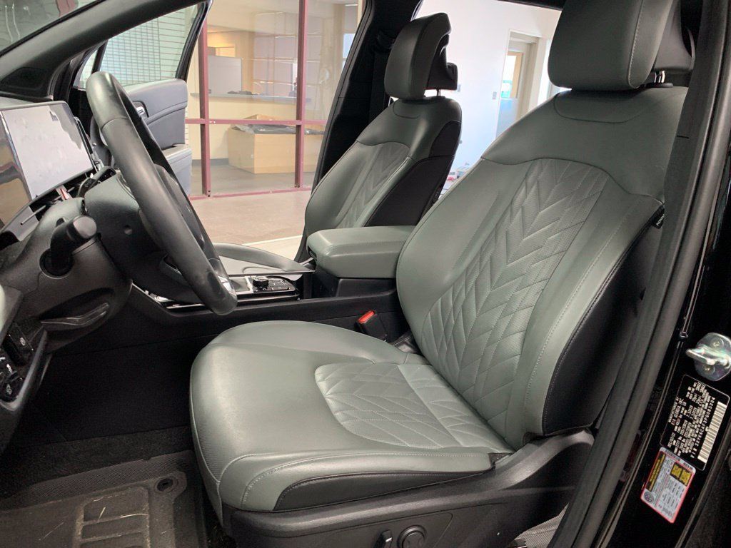 Used 2023 Kia Sportage X-Line w/ X-Line Premium Package AWD/4WD image 7