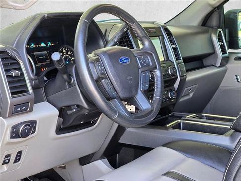 Used 2018 Ford F150 XLT w/ Equipment Group 302A Luxury RWD image 9