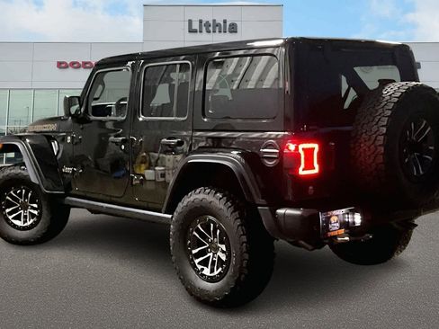 Used 2024 Jeep Wrangler Unlimited Rubicon 392 image 4