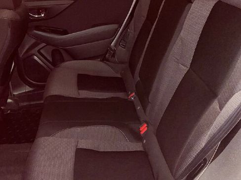 Used 2021 Subaru Outback Premium image 7