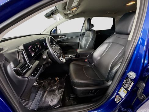 Used 2023 Kia Sportage EX FWD image 22