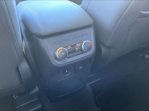 Used 2026 Ford Explorer Active w/ Active Comfort Package AWD/4WD image 10