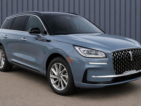 Used 2025 Lincoln Corsair Grand Touring AWD/4WD image 1